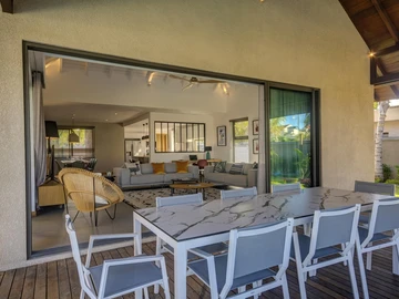 4 Bedroom Villa