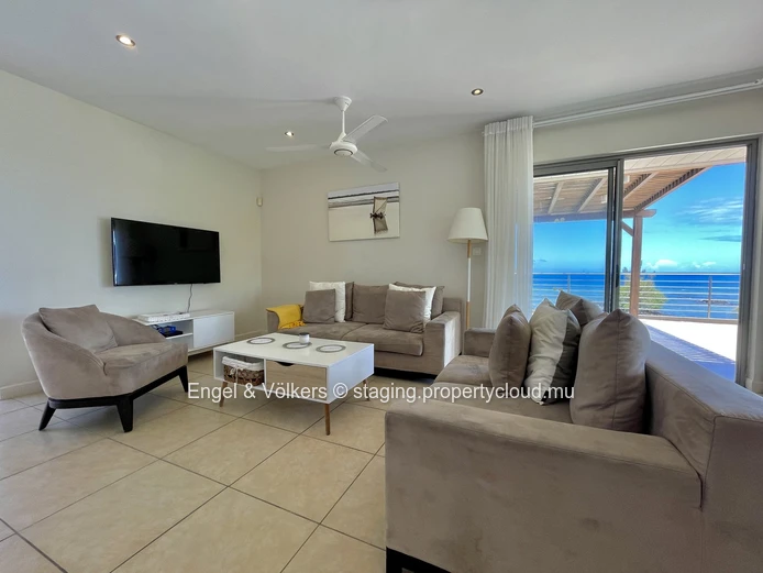 Dream Beachfront Penthouse