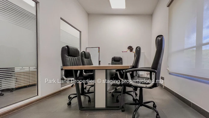 Modern office space for rent in a high-end complex in Moka