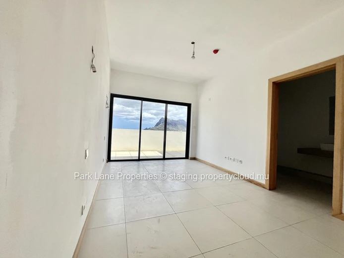 Experience elevated living in Sodnac – Modern 3-bedroom penthouse with stunning views