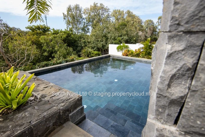 Modern triplex villa with 4 bedrooms