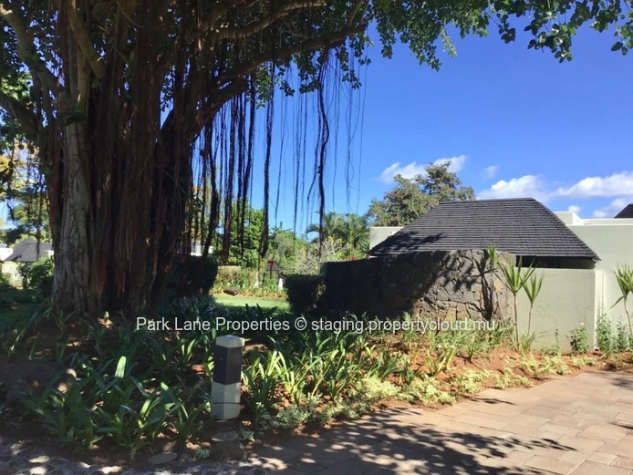 Superb luxury IRS villa in the East
