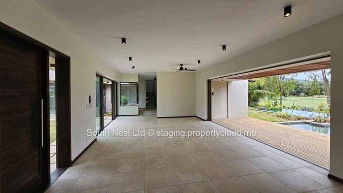 Villa neuve de 4 chambres 