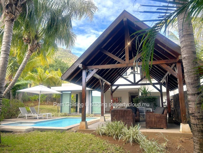 Elegant 3-Bedroom Garden Villa in Mauritius – Private Pool, Resort Services & Beach Proximity