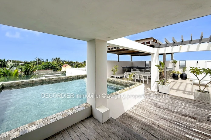 Penthouse - accès plage privée