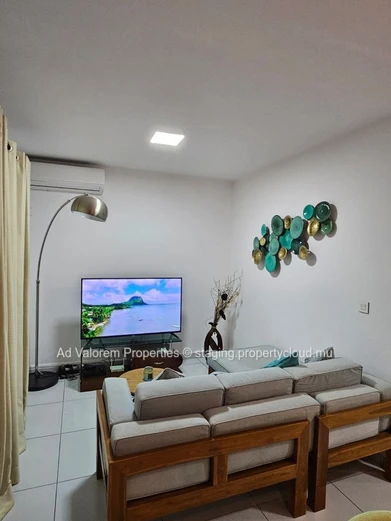 3-Bedroom Duplex for Rent – Flic en Flac