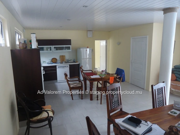 House in La Preneuse 