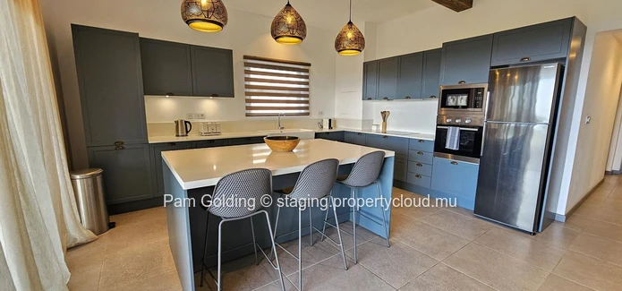 Live the North Coast Lifestyle in a large 2 bedroomed apartment