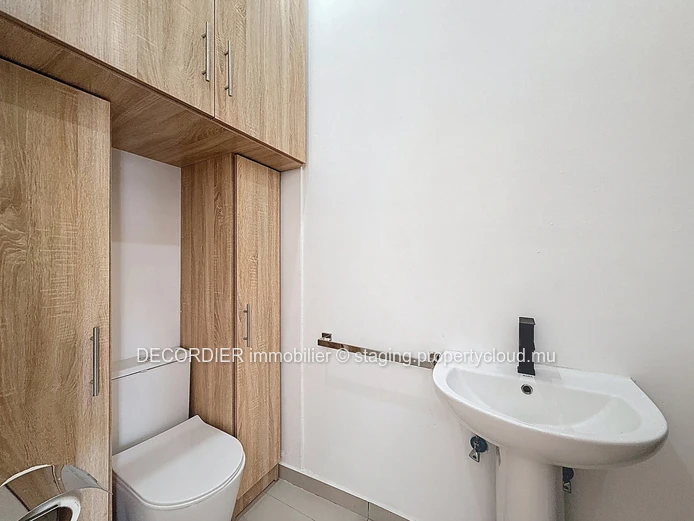 Beautiful Furnished Apartment for Sale – Albion
