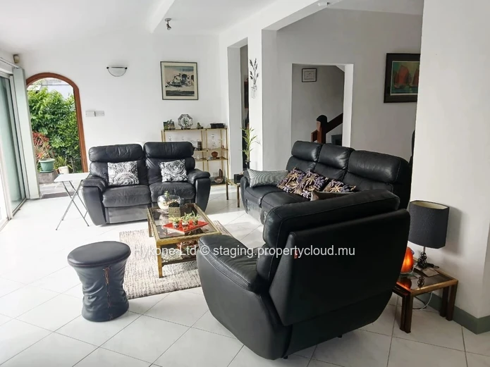 Maison À Vendre À Sodnac, Quatre Bornes