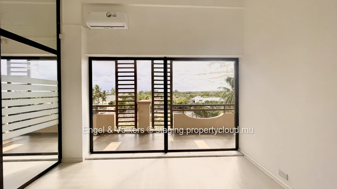 Open-Plan Office in a Strategic Business Location for Rent