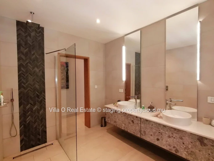 Gorgeous villa completely renovated, with multiple openings to a very large terrace and its lovely pool, overlooking ...