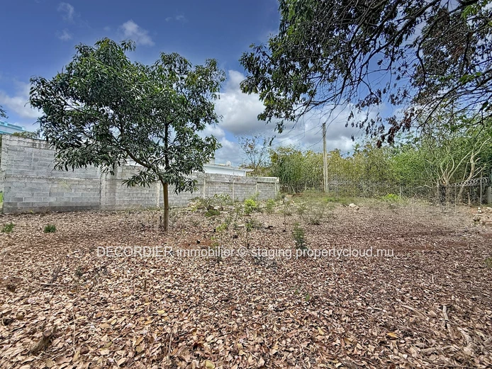 Residential plot for sale in Pointe aux Piments