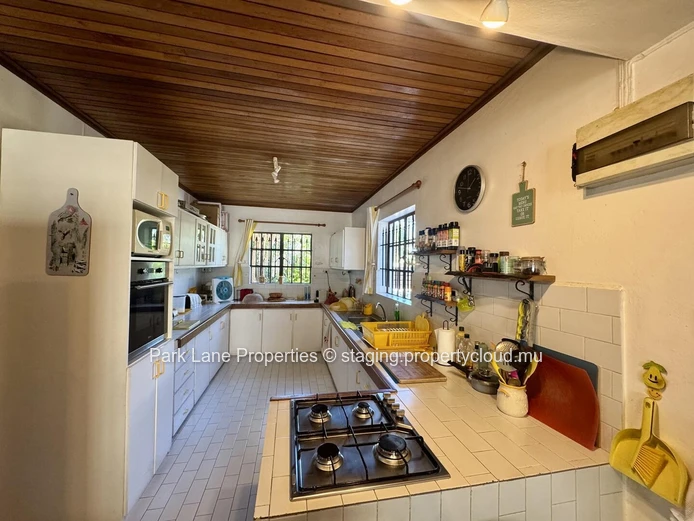 Charming family home with private bar and pool