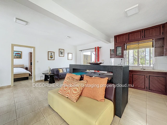 Penthouse for rent in a secure residence