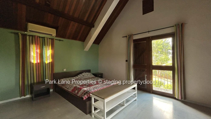 Elegant Colonial Home in Prestigious Gated Complex