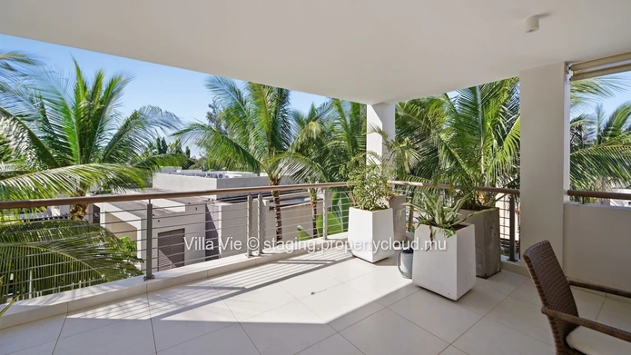 Péreybère - Magnificent 3-bedroom penthouse with large rooftop and private pool (Sole Mandate)