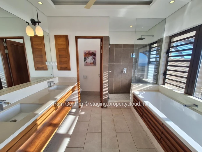 Penthouse de 3 chambres avec vue panoramique sur la mer | Résidences La Tourelle Ocean View, Tamarin.
