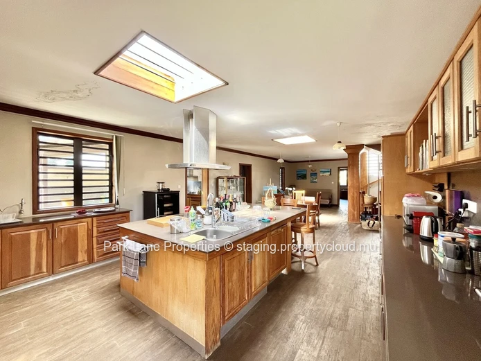 Maison d'Exception de 4 Chambres à Vendre à Moka