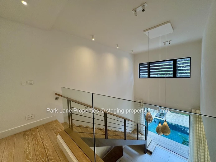 Live the Marina Lifestyle – 3-Bedroom Townhouse with Plunge Pool & Private Mooring