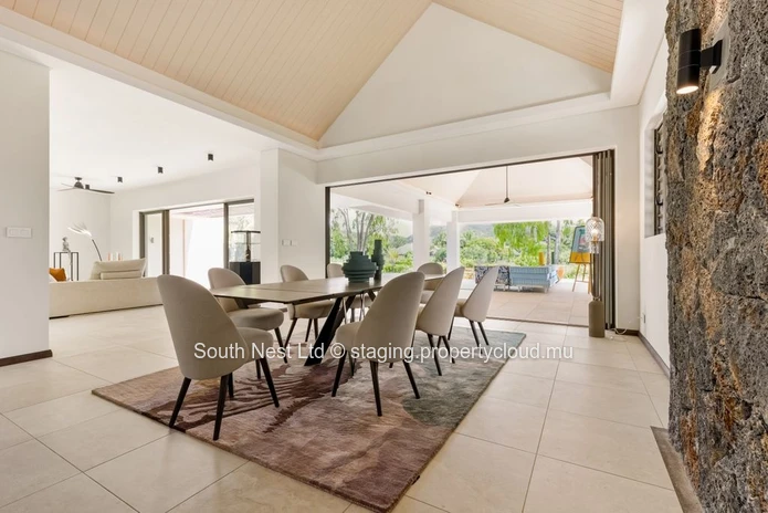 Brand new 4 bedroom villa 
