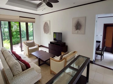 5 Bedroom Villa