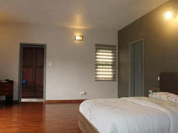 4 Bedroom Villa