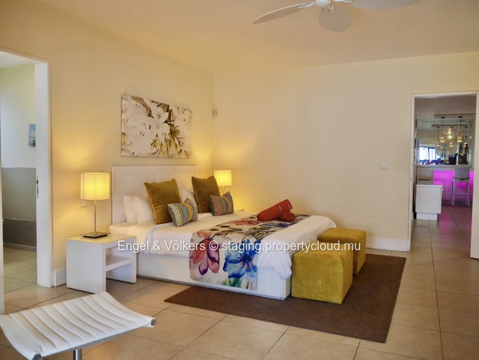 Rare Beachfront Penthouse for RENT