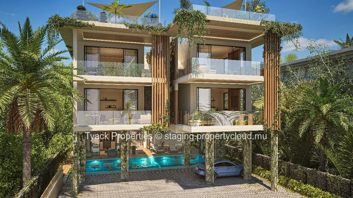 "Spacious Beachfront Apartment on first floor with double storey with Stunning Sea Views in Grand Baie - 4 Bed, Pool,...