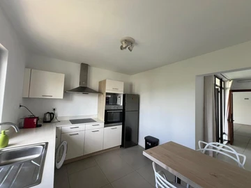 16 Bedroom Building