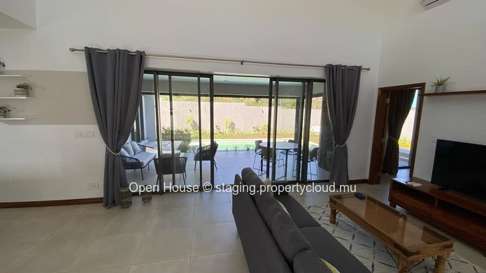 Luxury Villa with Private Pool in Pereybere - 3 Beds, Office, & More! Rs - Don't Miss Out!