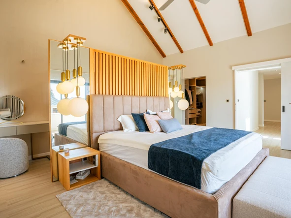 4 Bedroom Villa