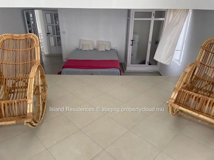 Stunning 300m² Calodyne Home with Office Space, Parking, and Rooftop Access