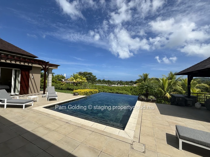 A contemporary style villa stylishly furnished – ready to move in.