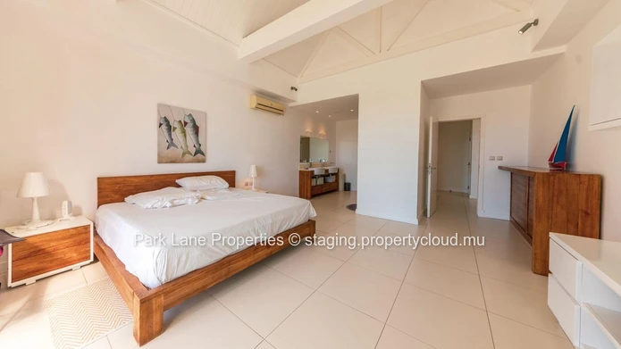 Unique RES Marina penthouse