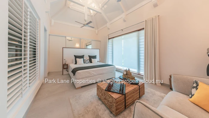 Sumptuous high end 5 bedroom villa in IRS Marina