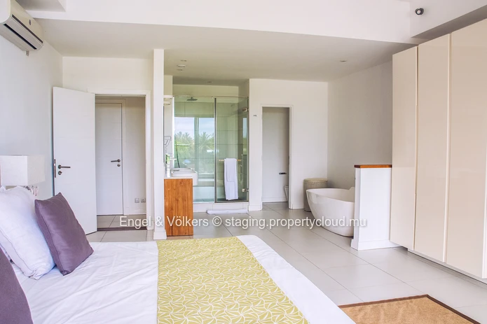 3-Bedroom Penthouse Living with Mountain Views