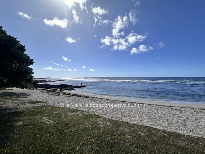 Poste Lafayette - Beautiful 3-bedroom en-suite beachfront apartment
