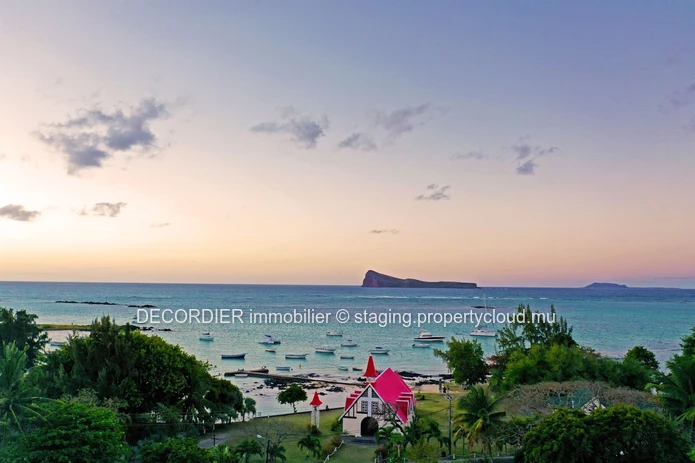 For sale - Cap Malheureux, Prestigious apartment in the Cap Marina project