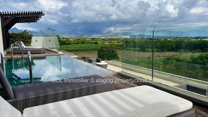 Luxurious Furnished Apartment with Pool in Balaclava