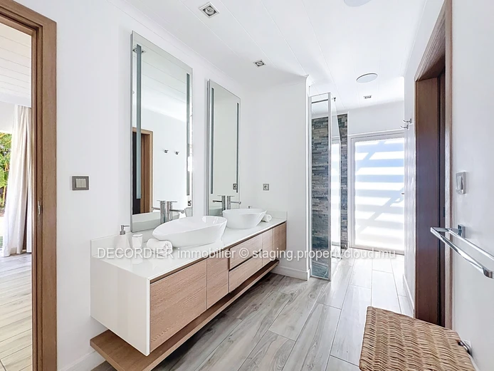Exceptional villa in the heart of Grand Baie – Elegance, peace and comfort