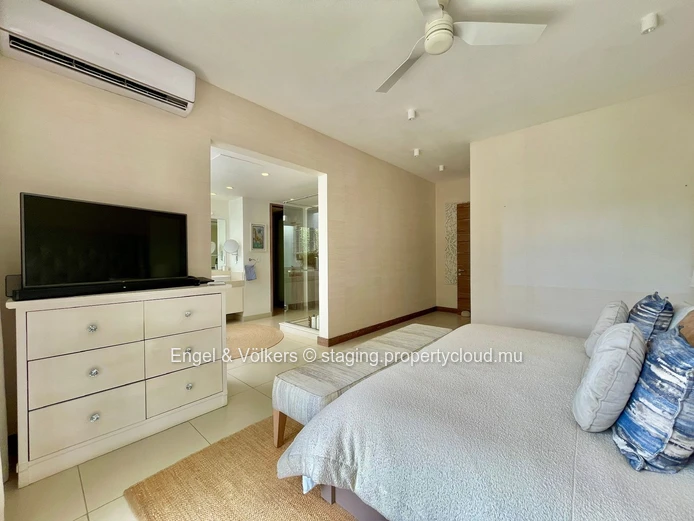 Elegant Four-Bedroom Villa with Private Beach Access