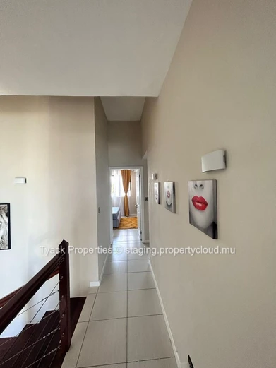 Elegant Penthouse with Ocean Views and Private Pool in Bain Boeuf