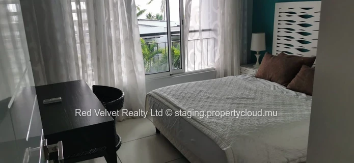 VENTE URGENTE : Appartement de 3 chambres clés en main en bord de mer à Pointe aux Biches