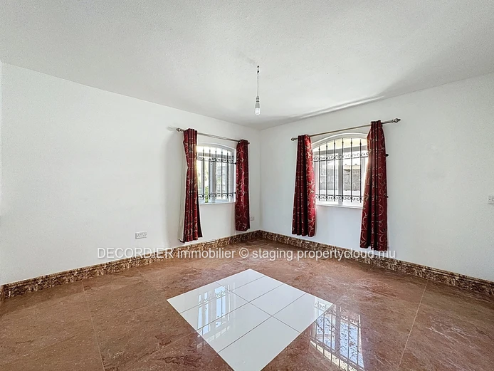 Opportunity to seize in St Antoine