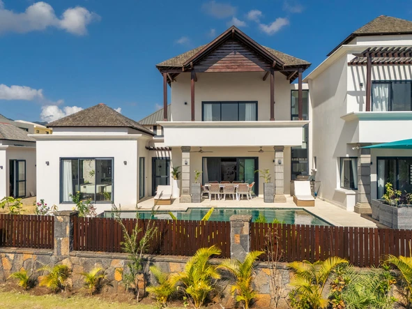 4 Bedroom Villa