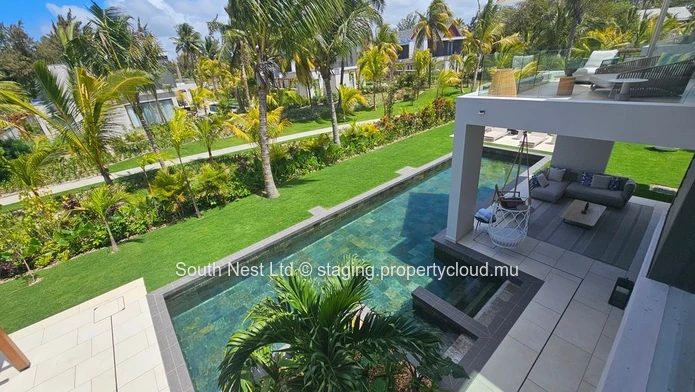 One&Only luxury villa with a private pool, seafront access