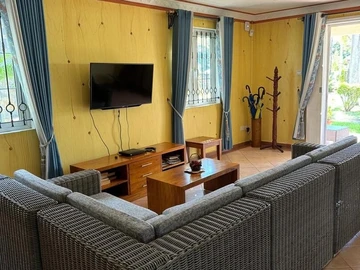 4 Bedroom Villa