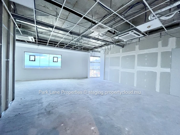 All-Inclusive Private Office: Perfect for Teams of Up to 15 pax !
