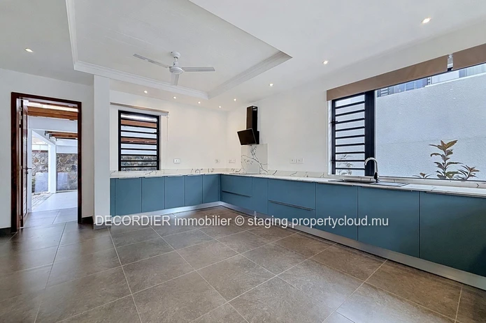 Modern villa for rent in Trou aux Biches